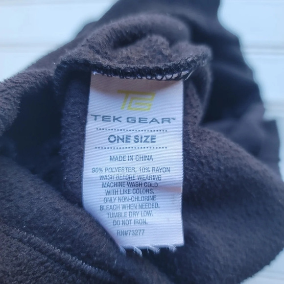 Tek Gear 4-in-1 HeatTek Microfleece Hood Hat/Black REG $18 - Picture 7 of 7